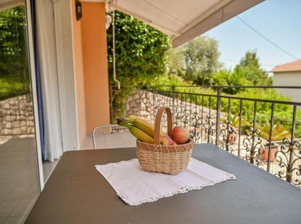 Apartments Villa Slavica Ičići Exterior foto